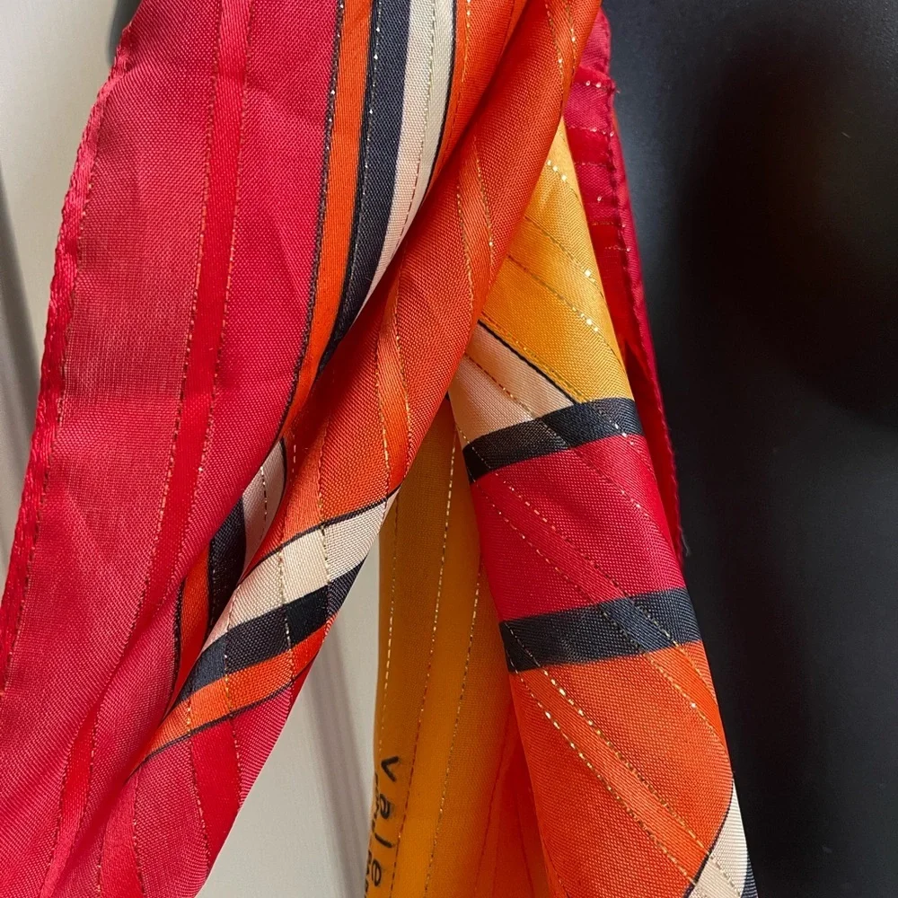 Valentini Scarf /Wrap, made in Italy.  🇮🇹 Beautiful!